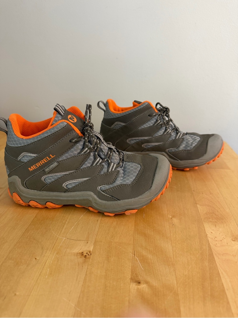 Merrell Chameleon 7 Mid Lace-Up Waterproof Kids' Gray and Orange Trail Boot 2.5m